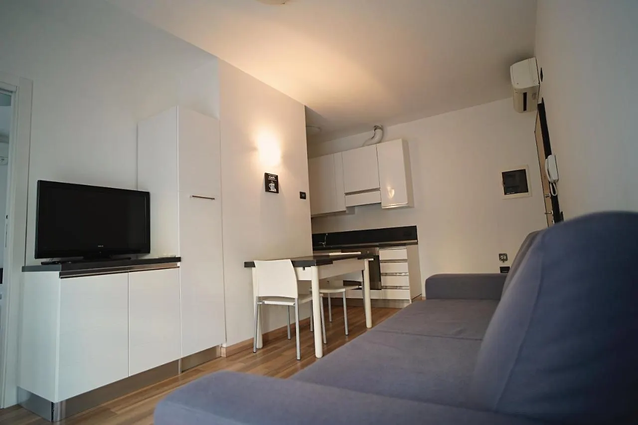 Rentopolis Apartments - Palazzo Candiani ミラノ