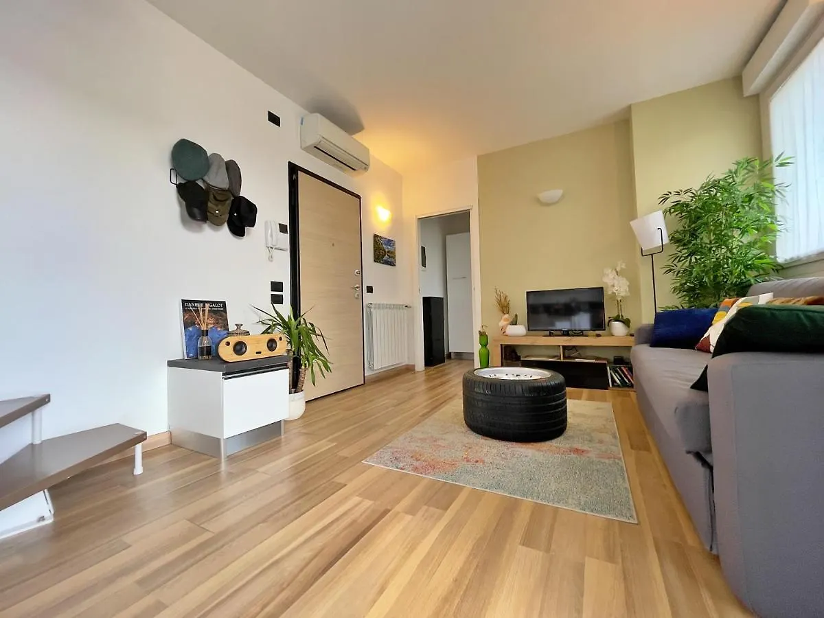 Rentopolis Apartments - Palazzo Candiani Milan Italy