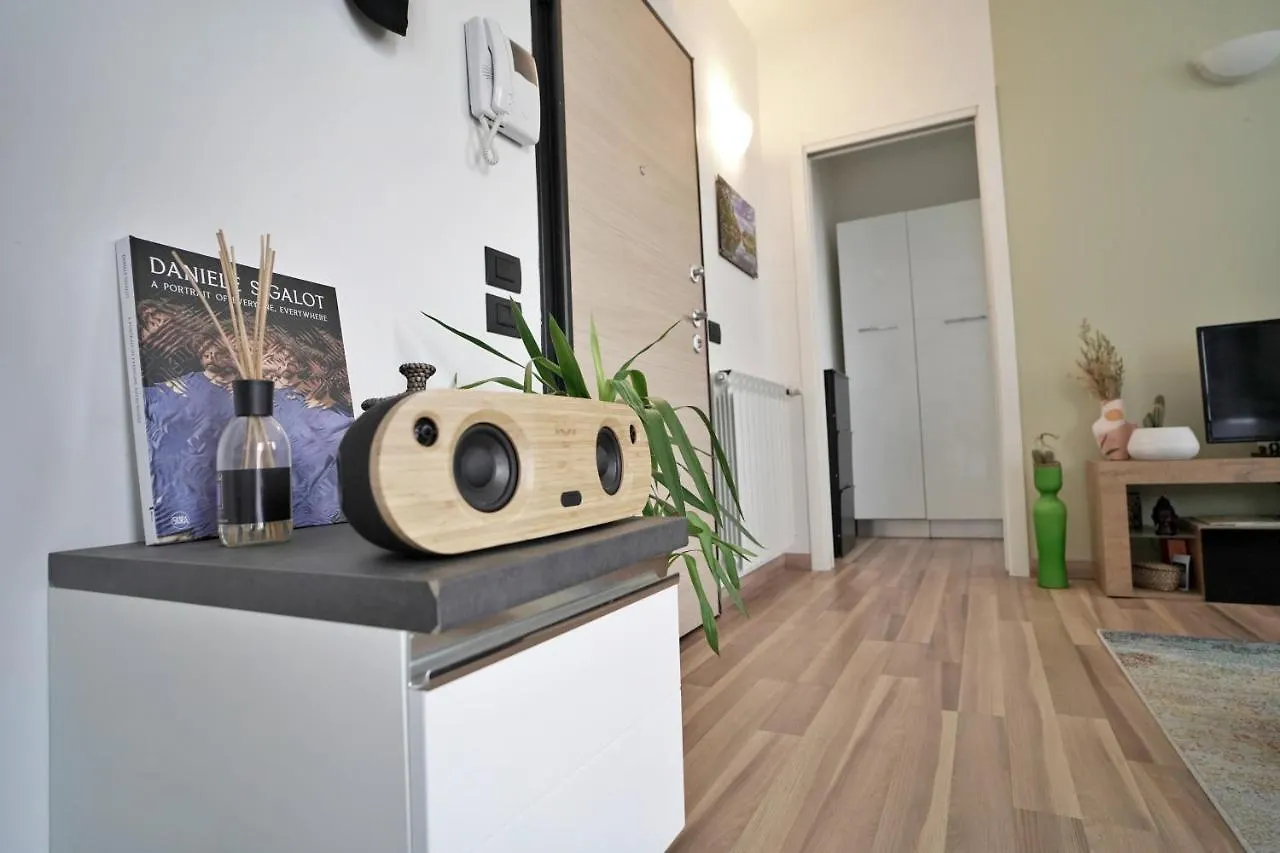 Rentopolis Apartments - Palazzo Candiani Milan 0*,  Italy