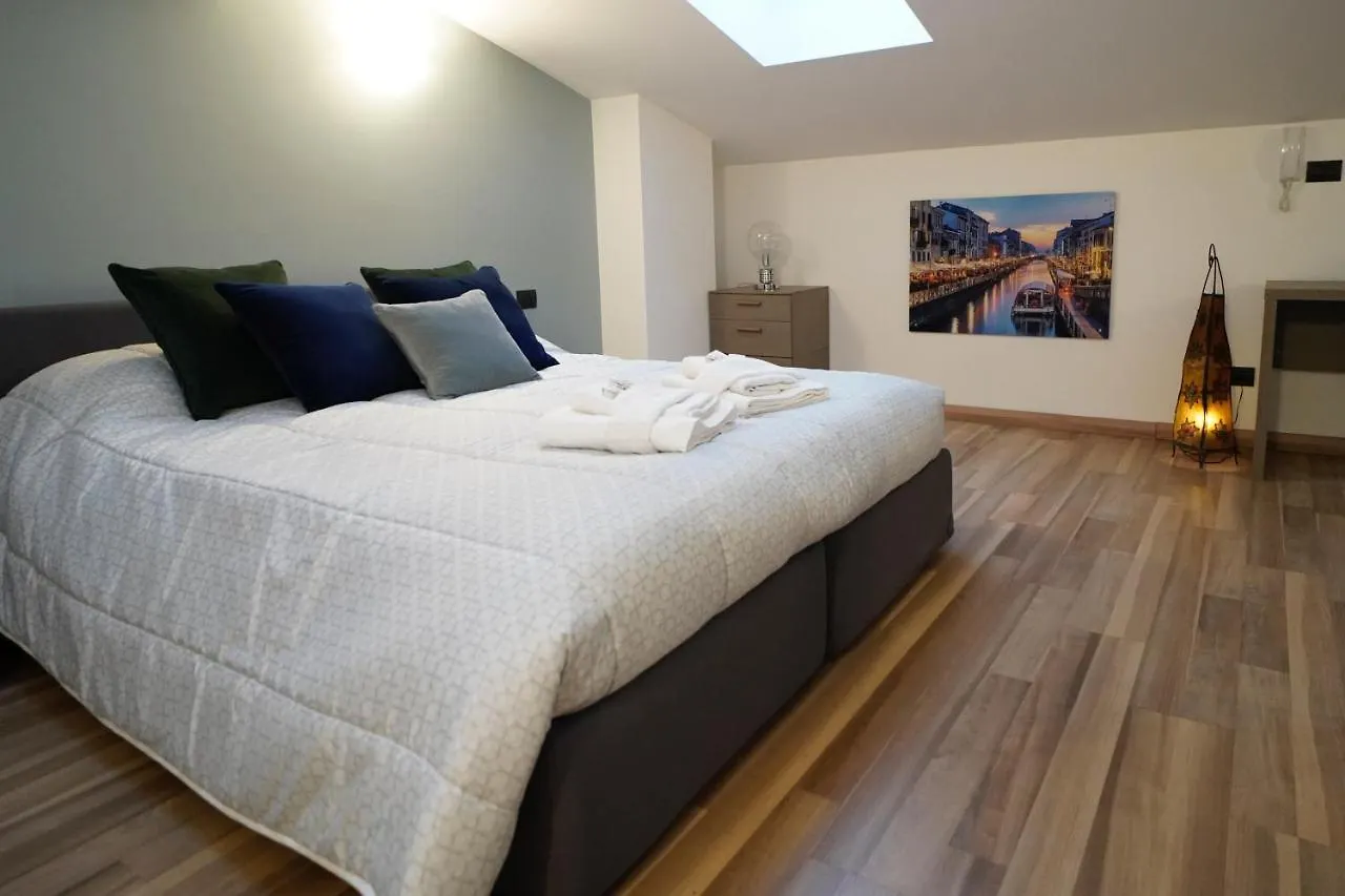 Rentopolis Apartments - Palazzo Candiani Milan 0*,  Italy