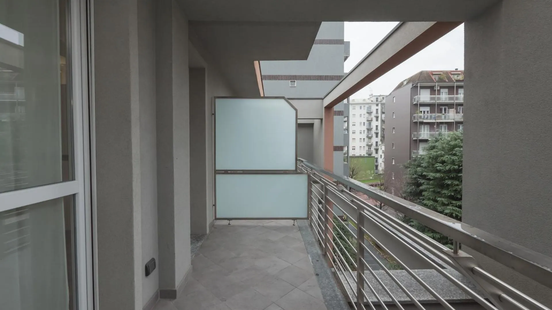 Rentopolis Apartments - Palazzo Candiani Milan Italy
