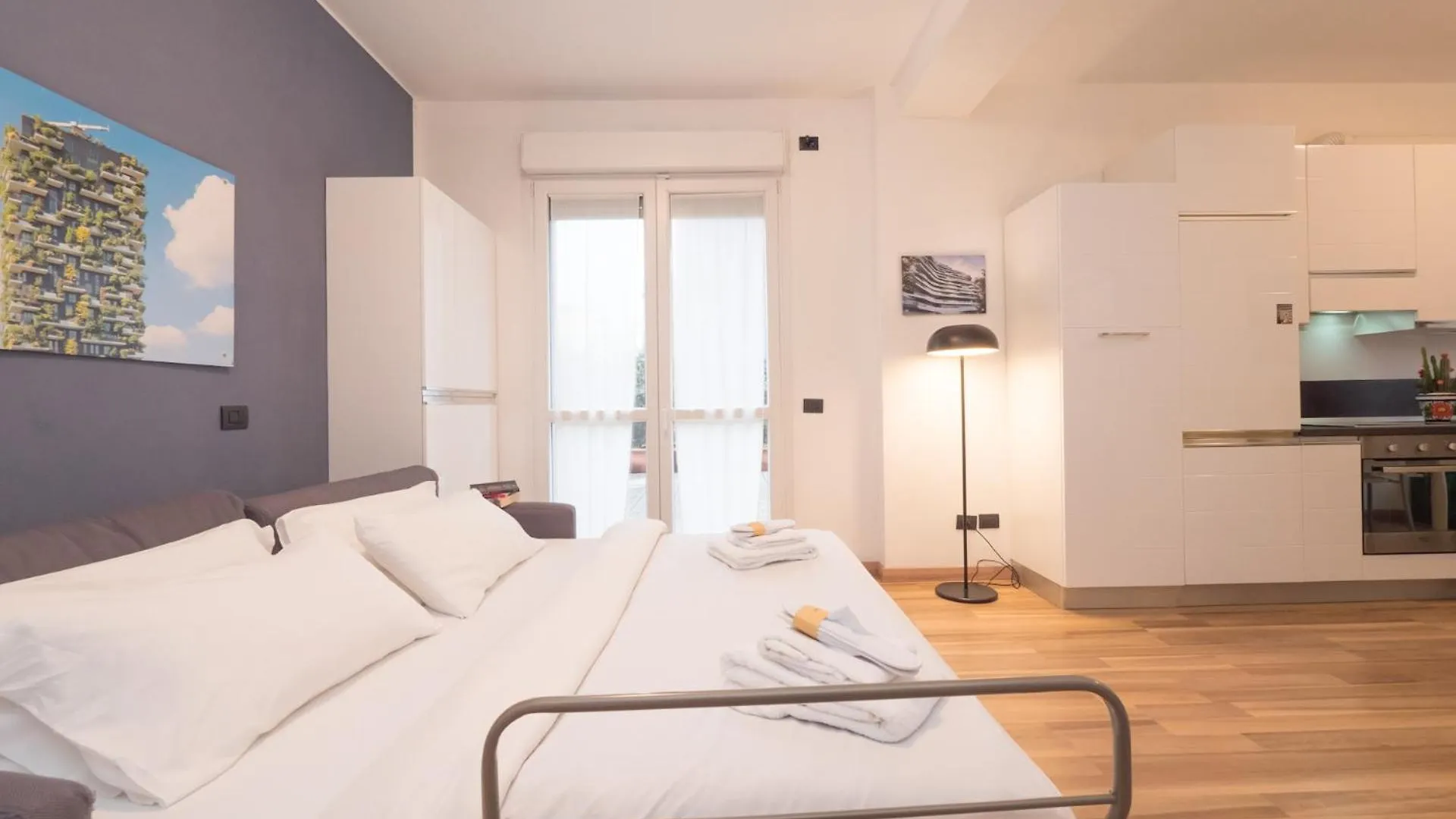 Rentopolis Apartments - Palazzo Candiani Milan