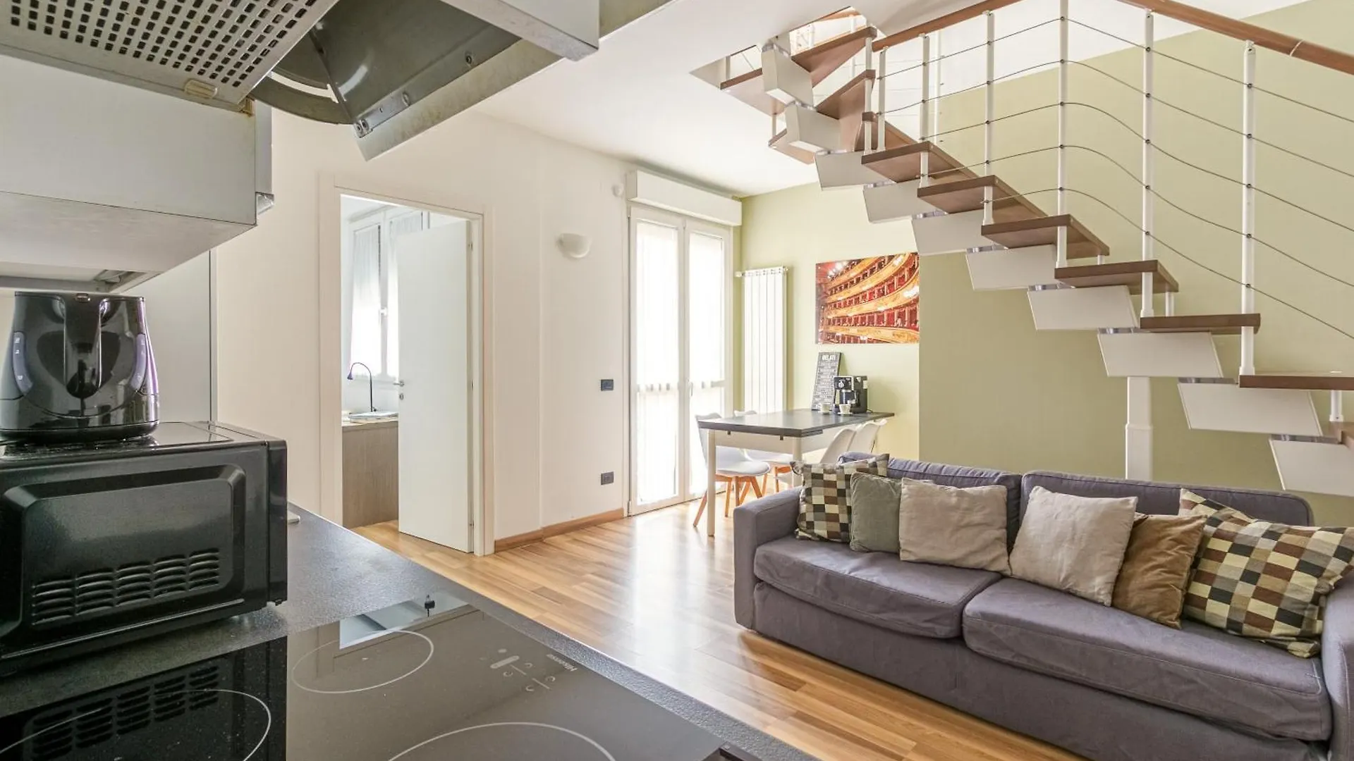 Rentopolis Apartments - Palazzo Candiani Milan