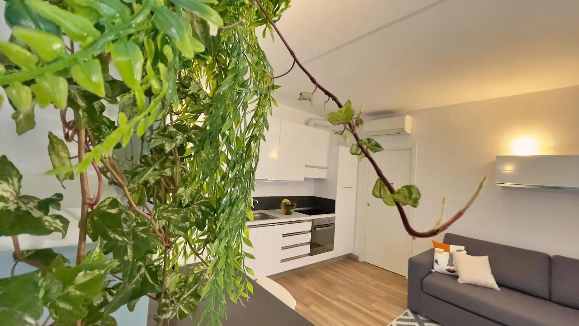 Rentopolis Apartments - Palazzo Candiani Milan 0*,
