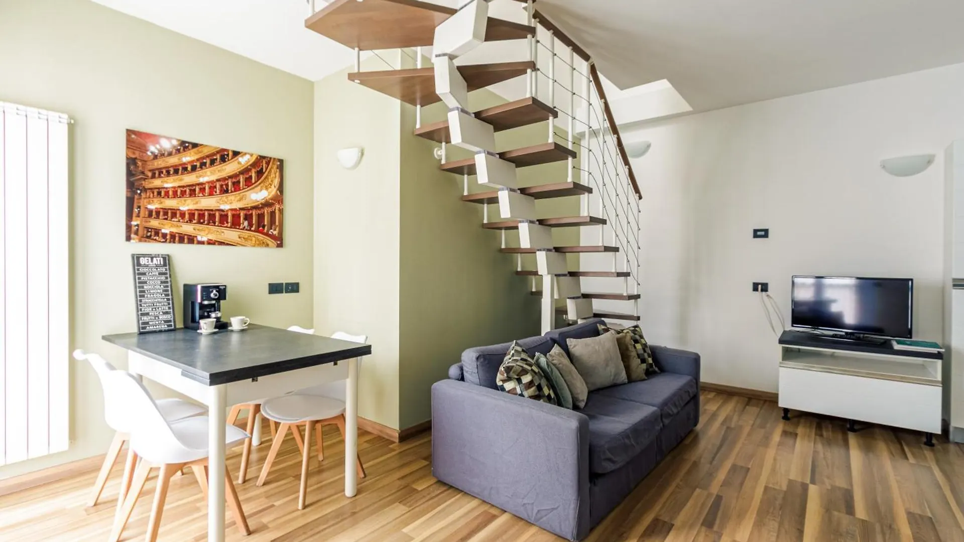 Rentopolis Apartments - Palazzo Candiani ميلان