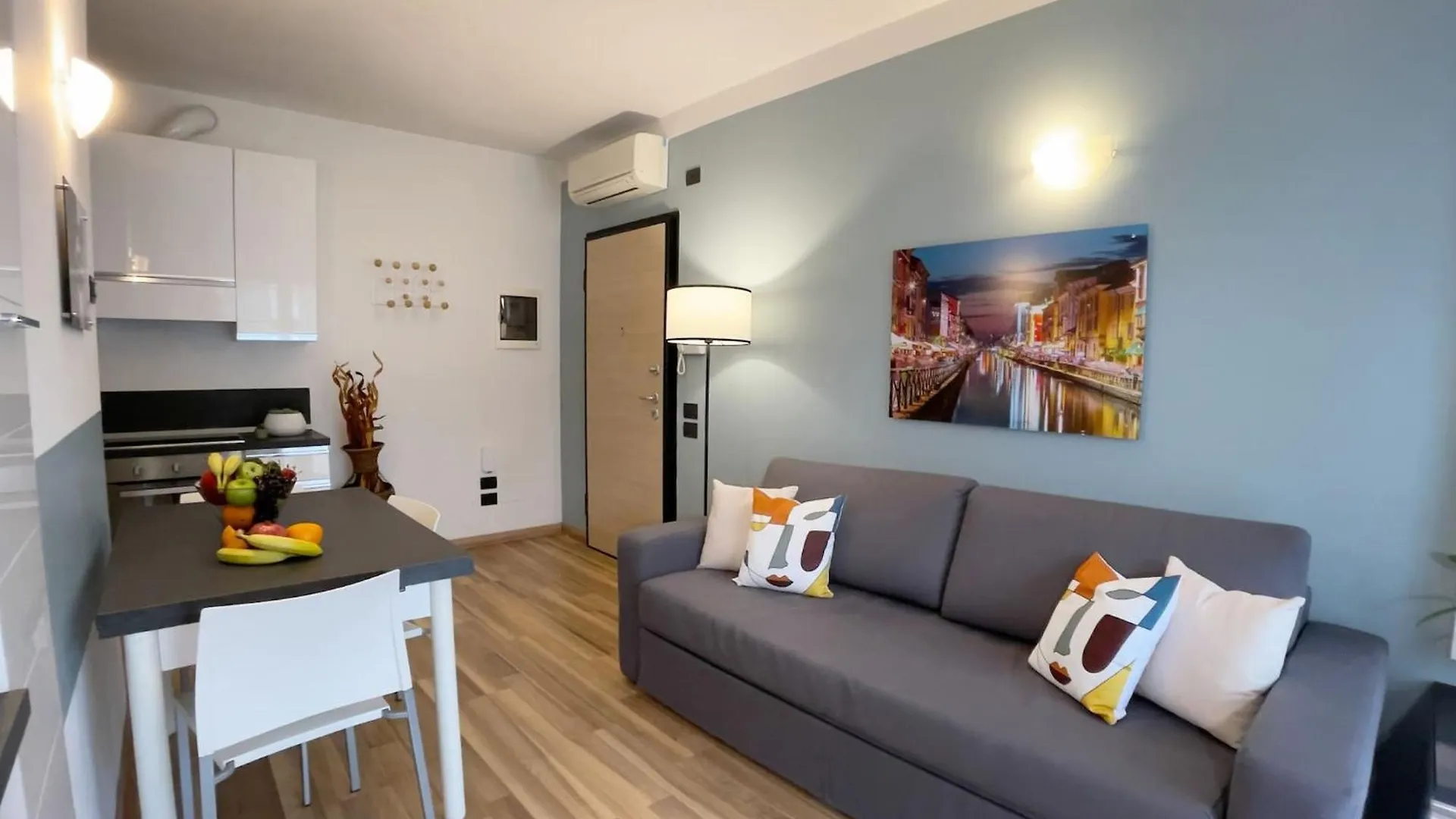 Rentopolis Apartments - Palazzo Candiani Milan
